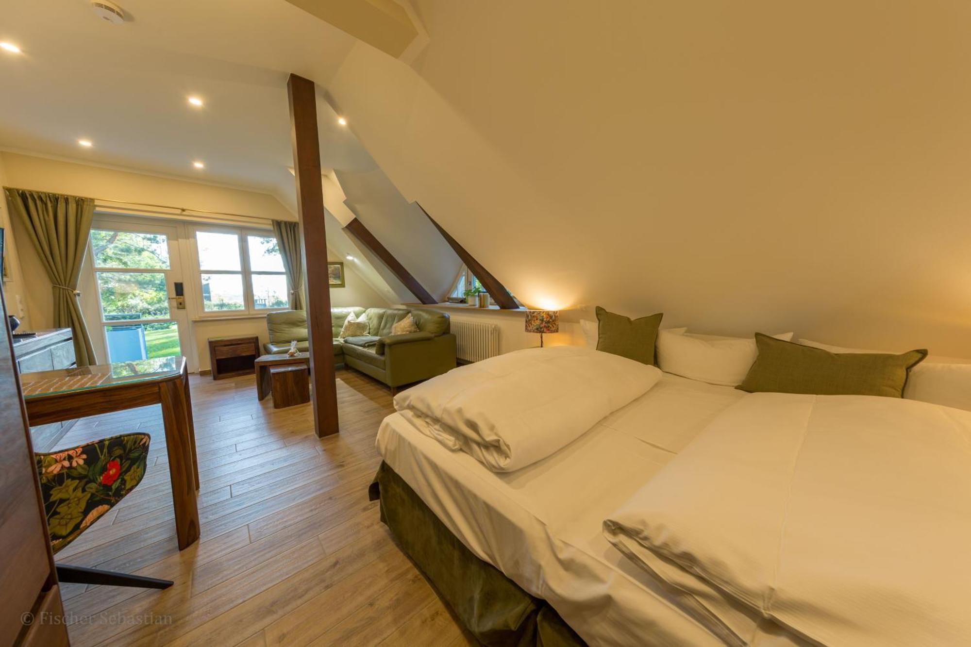 Gaestehaus Bergfalke Ahrenshoop Ruang foto