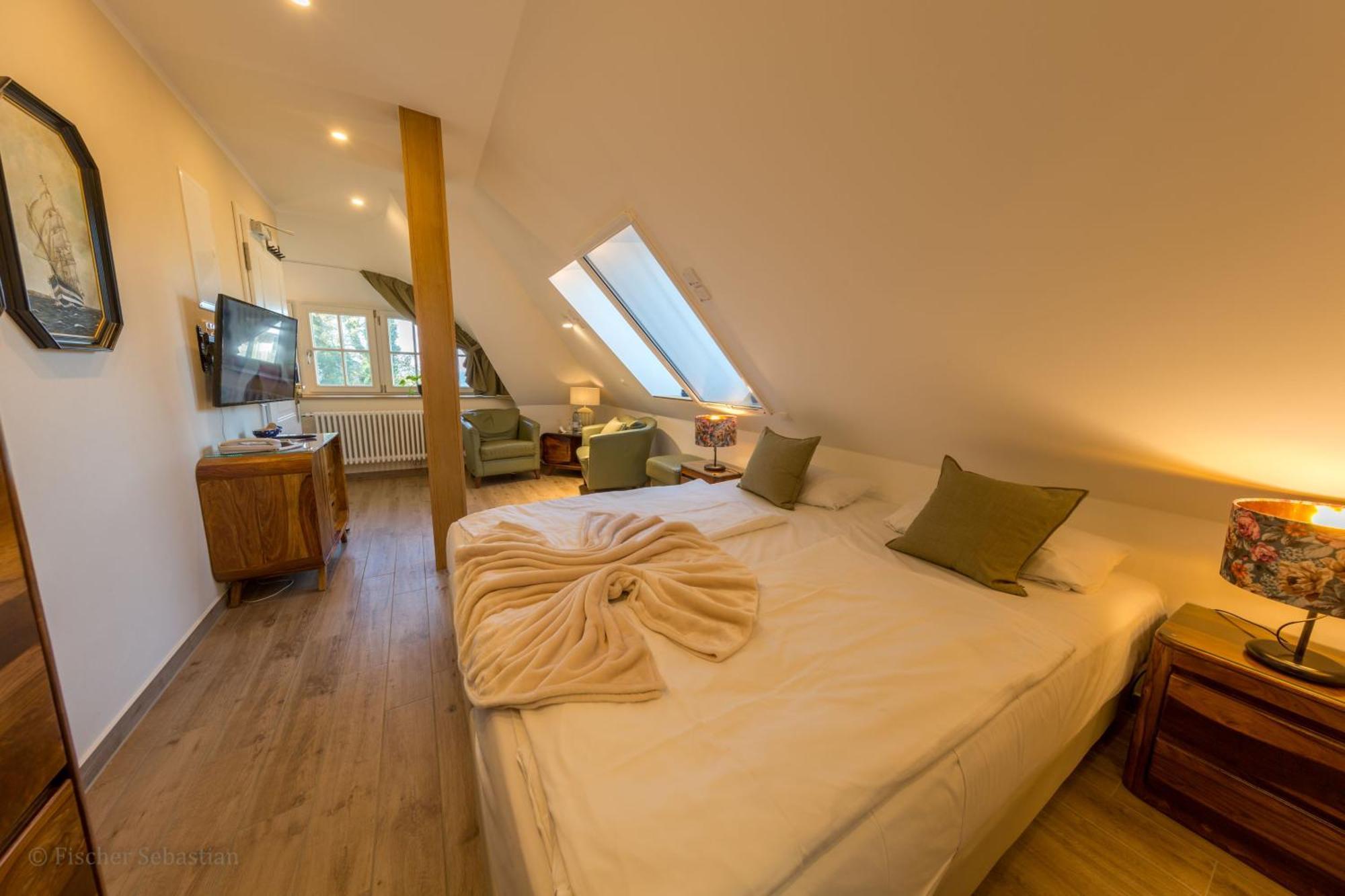 Gaestehaus Bergfalke Ahrenshoop Ruang foto